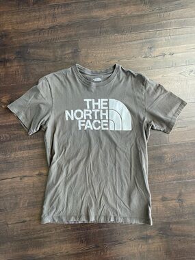 THE NORTH FACE Classic Logo Crewneck Tee Shortsleeve Clay White Casual Small
